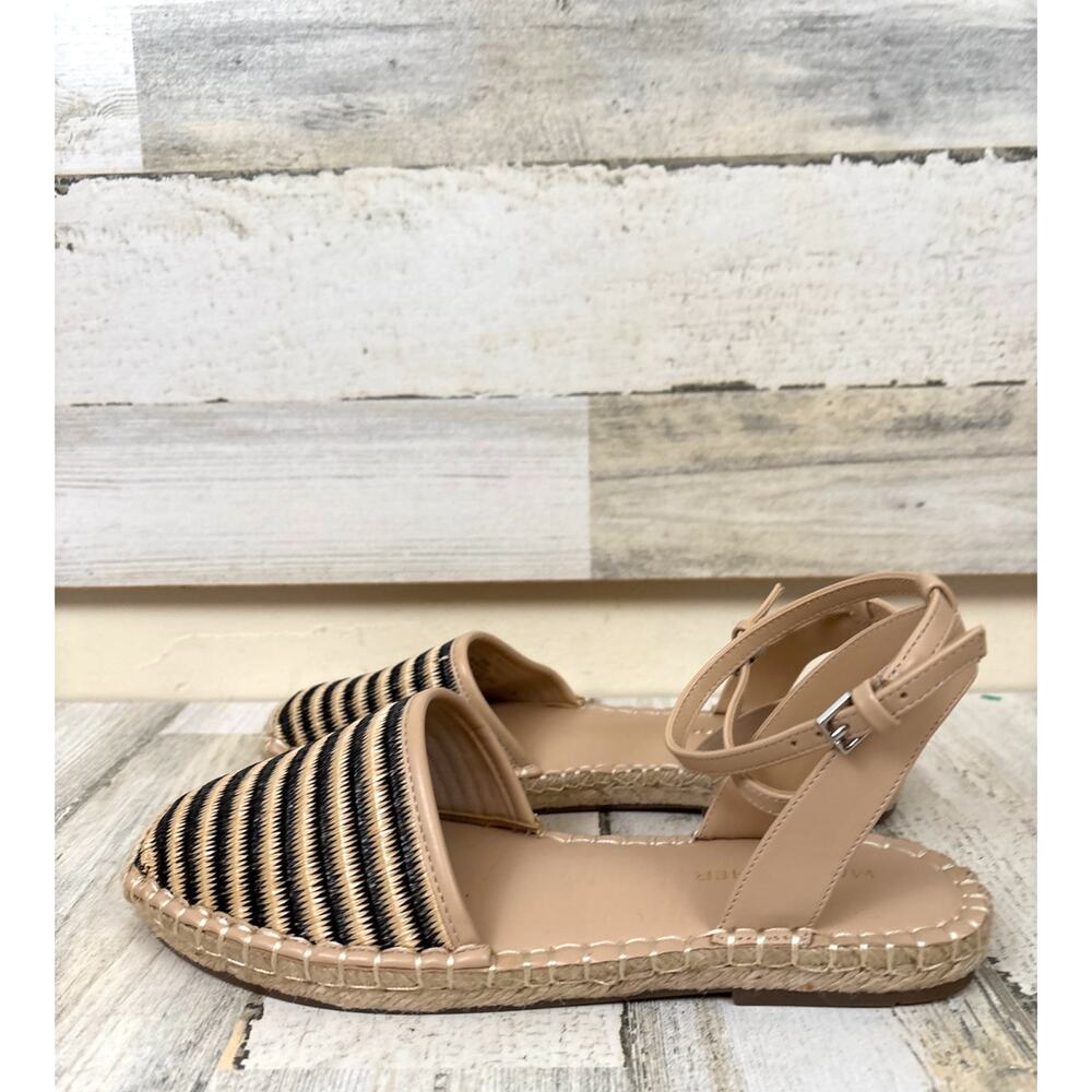Marc Fisher Womens 8.5 Black Beige Bessie Woven Espadrille Flat Sandals NEW
